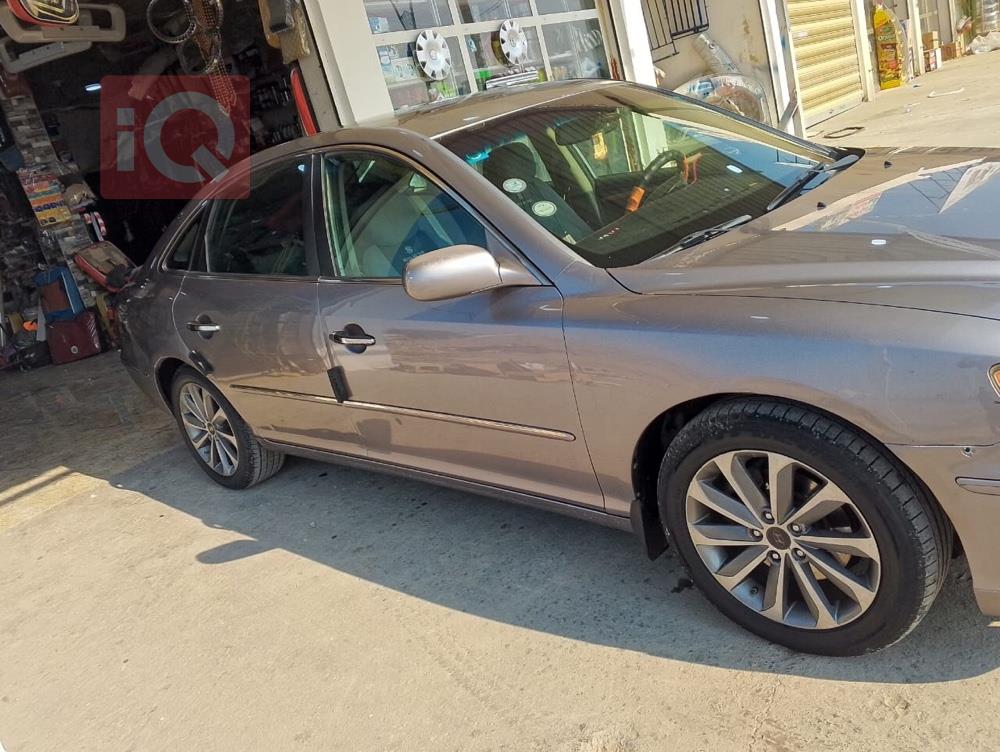 Hyundai Azera